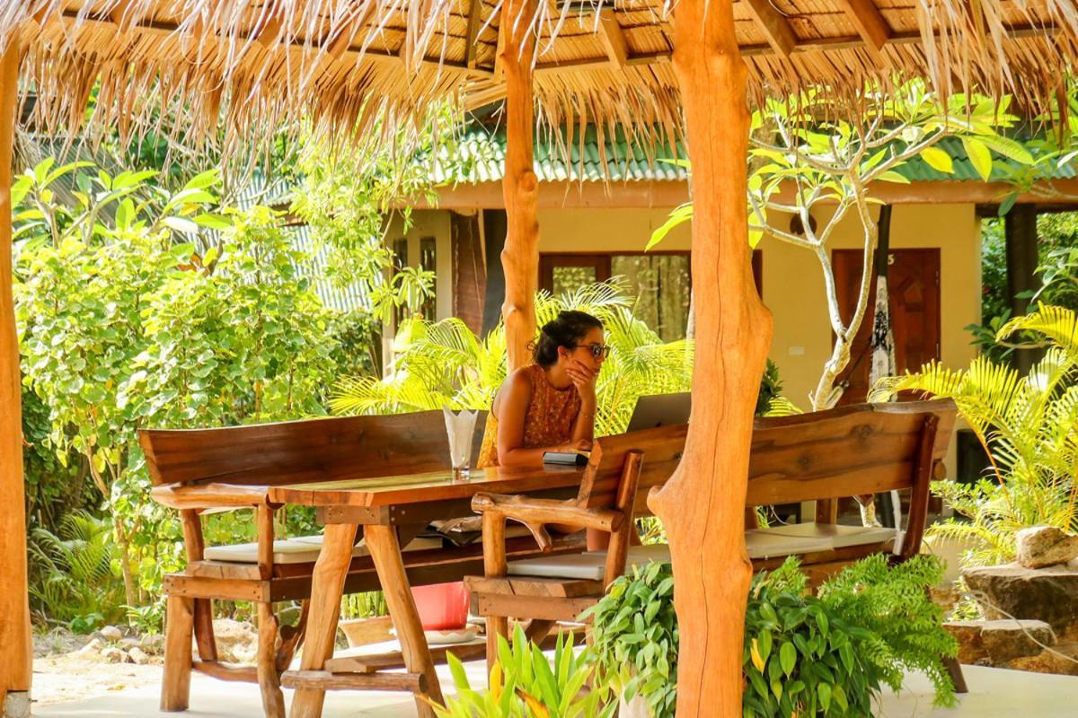 Seaflower Bungalows Srithanu Beach Esterno foto